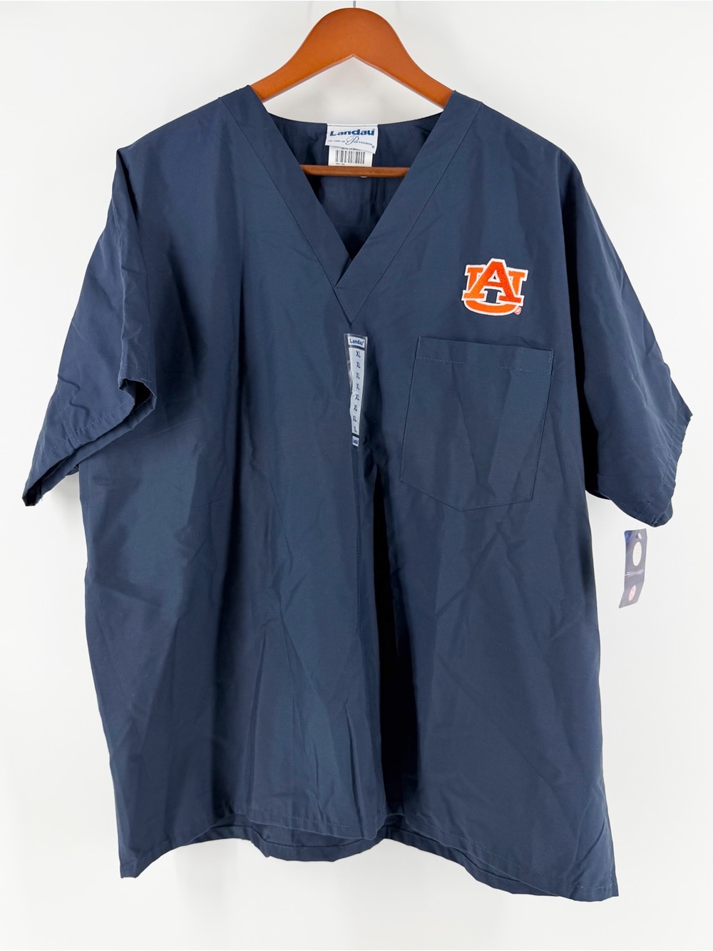 Landau Auburn University Tigers Scrub Top Unisex XL NWT Navy Blue V-Neck CXX502